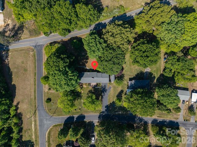 4646 Rainbow Drive, Kannapolis, NC 28081