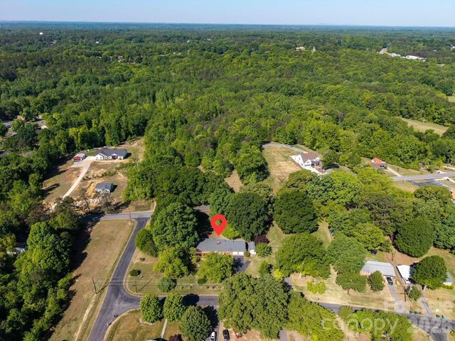 4646 Rainbow Drive, Kannapolis, NC 28081