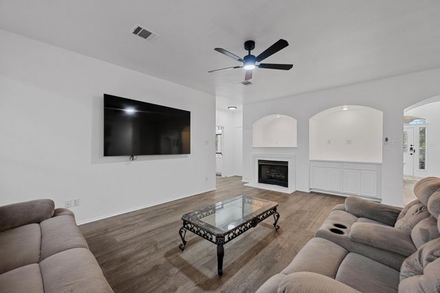4433 Chickasaw CT, Austin, TX 78749