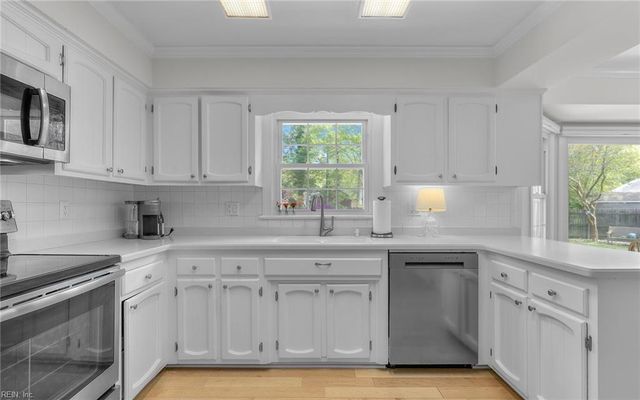 3838 Winthrope CIR, Virginia Beach, VA 23452