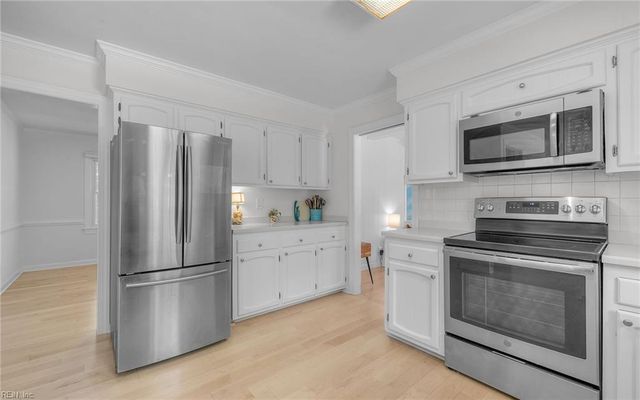 3838 Winthrope CIR, Virginia Beach, VA 23452