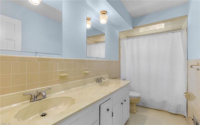 3838 Winthrope CIR, Virginia Beach, VA 23452