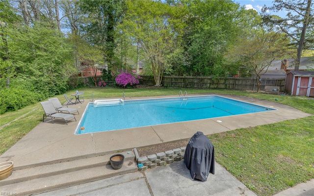 3838 Winthrope CIR, Virginia Beach, VA 23452