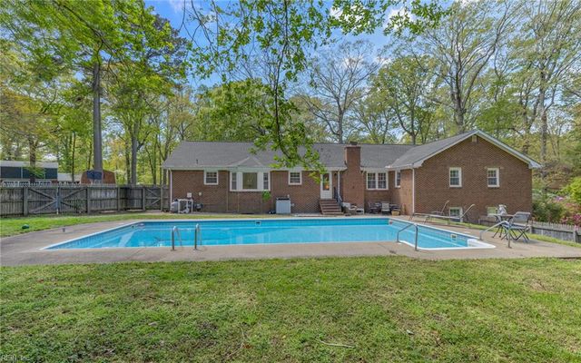 3838 Winthrope CIR, Virginia Beach, VA 23452