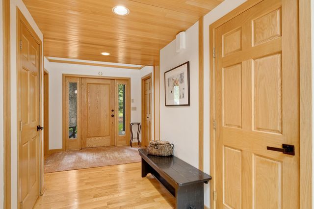 25633 E Comfort Drive, Wyoming, MN 55013