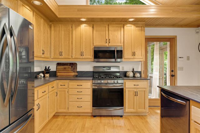 25633 E Comfort Drive, Wyoming, MN 55013