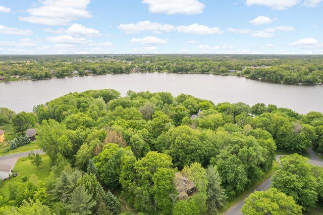 25633 E Comfort Drive, Wyoming, MN 55013