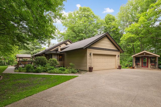 25633 E Comfort Drive, Wyoming, MN 55013