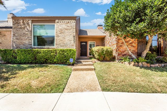 6807 Anglebluff Circle, Dallas, TX 75248