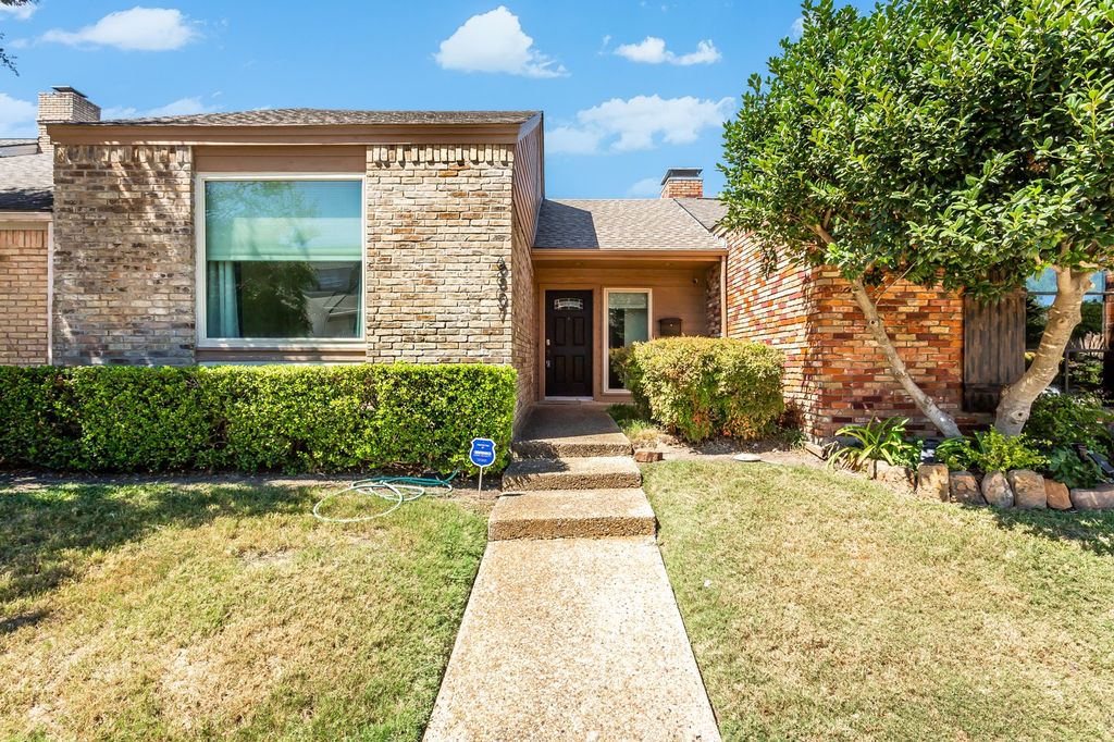 6807 Anglebluff Circle, Dallas, TX 75248