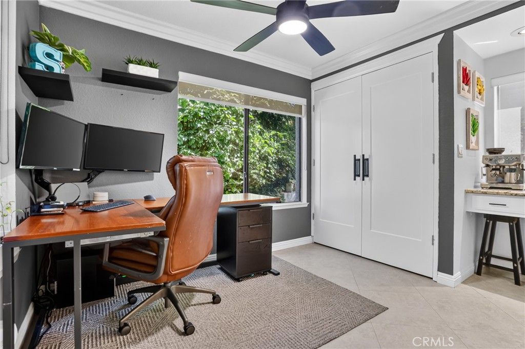 Image 15 of property listing at 27871 Esporlas 27, Mission Viejo, CA 92692