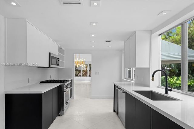 114 3 San Marino Ter, Miami Beach, FL 33139