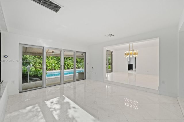 114 3 San Marino Ter, Miami Beach, FL 33139