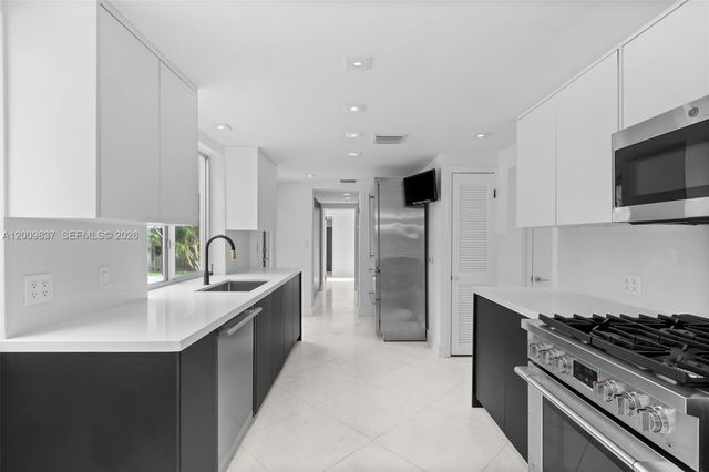 114 3 San Marino Ter, Miami Beach, FL 33139