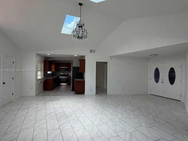 2356 Royal Oaks Boulevard, Kissimmee, FL 34744