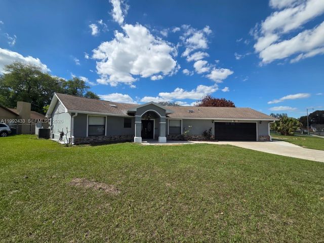2356 Royal Oaks Boulevard, Kissimmee, FL 34744