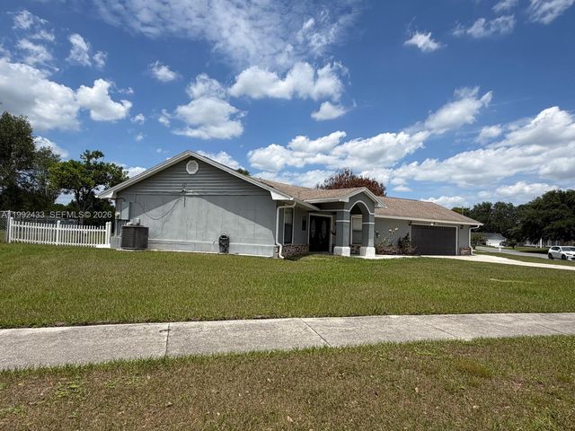 2356 Royal Oaks Boulevard, Kissimmee, FL 34744
