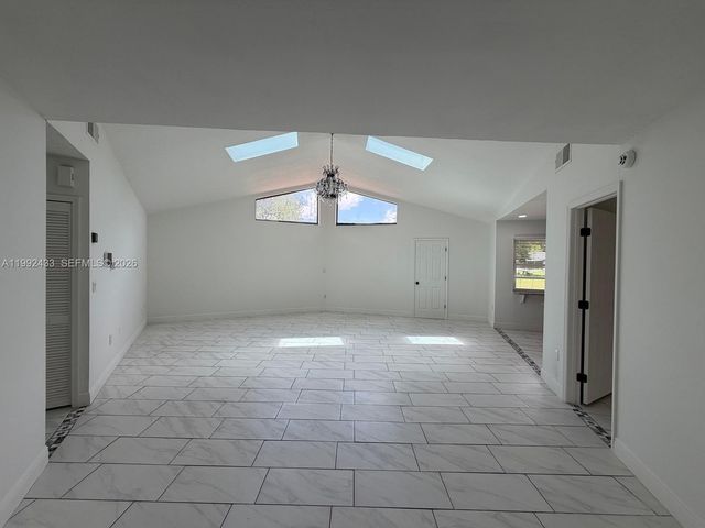2356 Royal Oaks Boulevard, Kissimmee, FL 34744