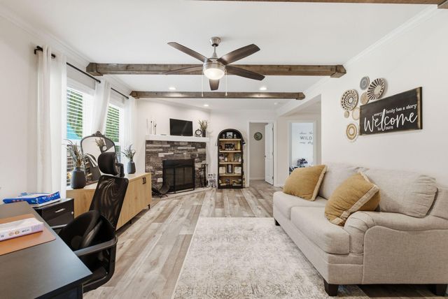 779 Narrow Gap Road, Paint Lick, KY 40461