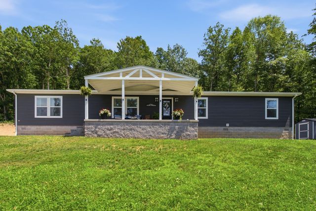 779 Narrow Gap Road, Paint Lick, KY 40461