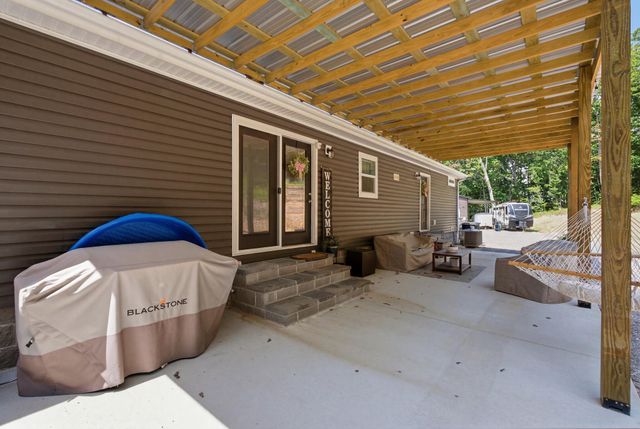 779 Narrow Gap Road, Paint Lick, KY 40461