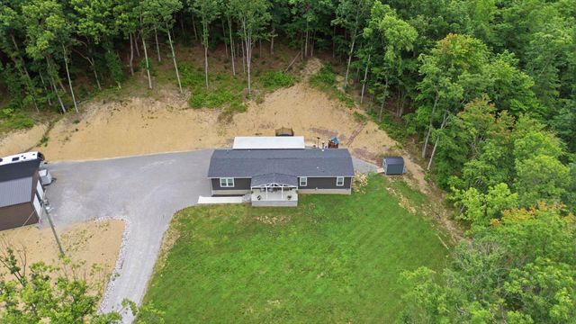 779 Narrow Gap Road, Paint Lick, KY 40461