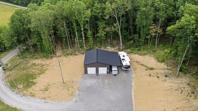 779 Narrow Gap Road, Paint Lick, KY 40461