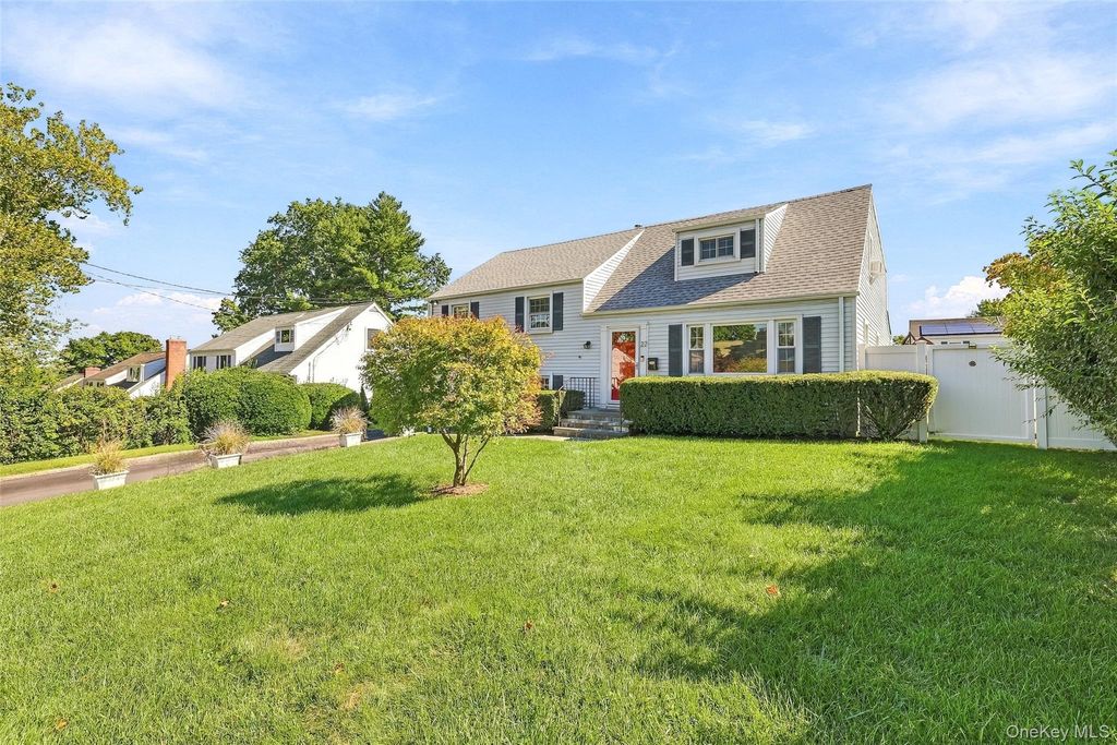 22 Mitchell Place, Port Chester, NY 10573 — photo 2