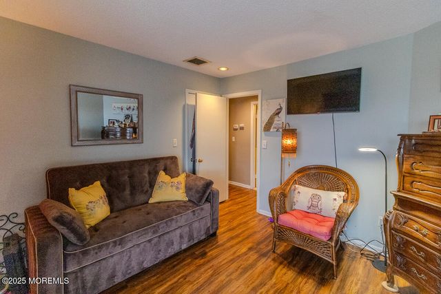 8 Hidden Harbor Drive, Point Pleasant, NJ 08742