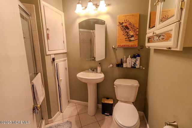 8 Hidden Harbor Drive, Point Pleasant, NJ 08742