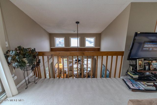 8 Hidden Harbor Drive, Point Pleasant, NJ 08742