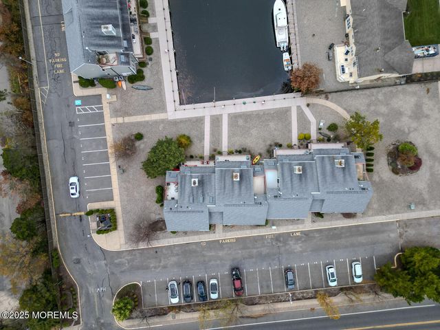 8 Hidden Harbor Drive, Point Pleasant, NJ 08742