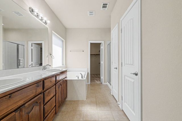8738 Misty Bluff Court, Dallas, TX 75249
