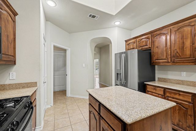 8738 Misty Bluff Court, Dallas, TX 75249