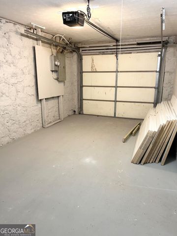 1179 Lynmoor Drive, Brookhaven, GA 30319