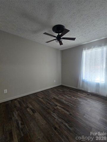 122 Kendra Drive, Mooresville, NC 28117