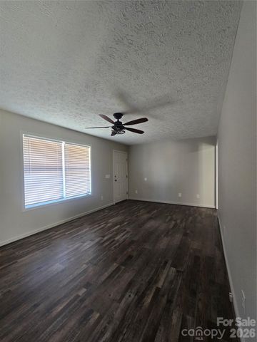 122 Kendra Drive, Mooresville, NC 28117