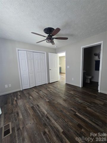 122 Kendra Drive, Mooresville, NC 28117