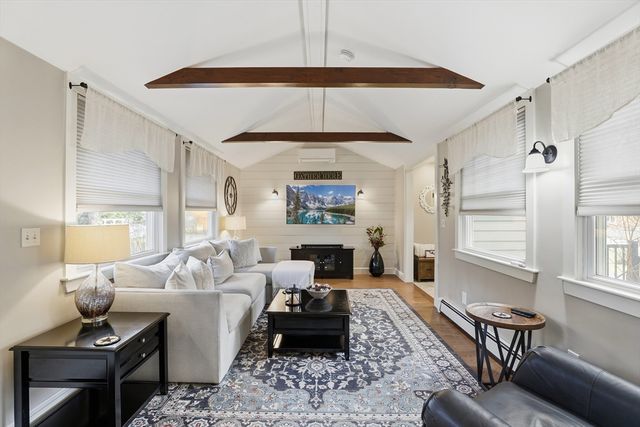 59 Turner Rd, Holliston, MA 01746