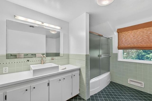 3600 W 89th Street, Leawood, KS 66206
