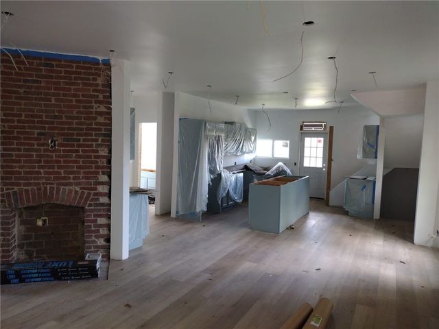 109 Phillips Pl, New Castle, PA 16101