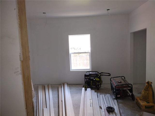 109 Phillips Pl, New Castle, PA 16101