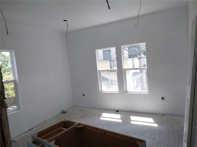 109 Phillips Pl, New Castle, PA 16101