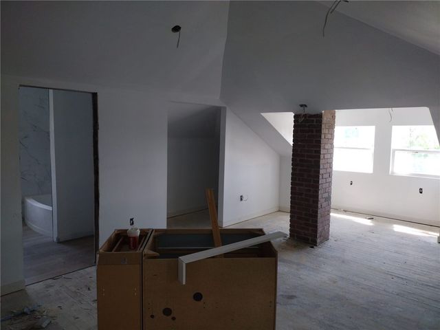 109 Phillips Pl, New Castle, PA 16101