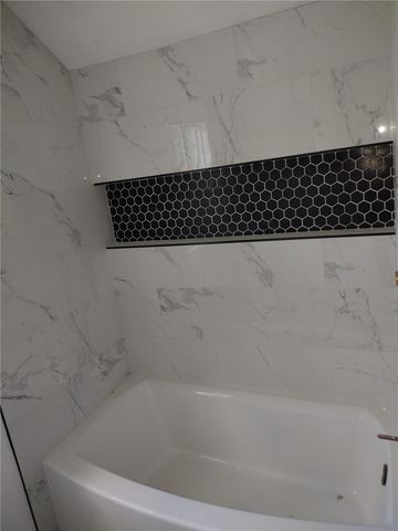 109 Phillips Pl, New Castle, PA 16101