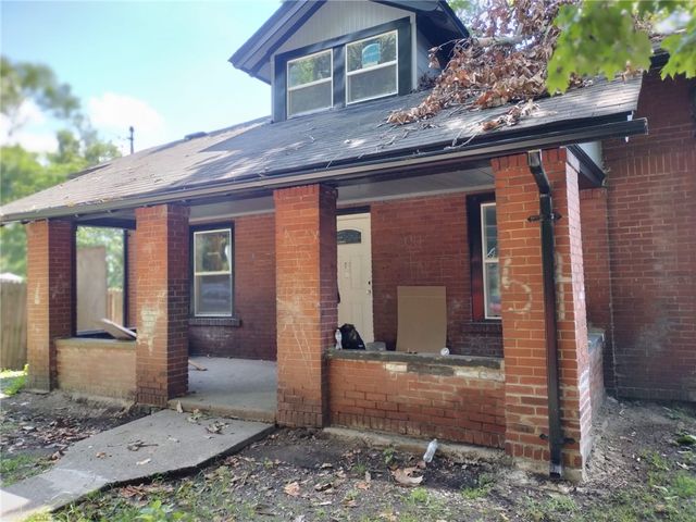 109 Phillips Pl, New Castle, PA 16101