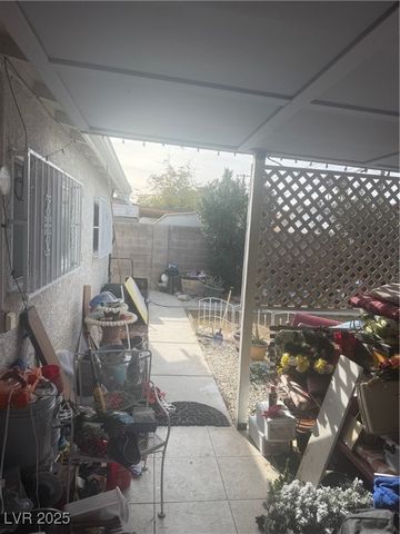 1017 North Mallard Street, Las Vegas, NV 89108