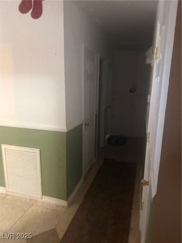 1017 North Mallard Street, Las Vegas, NV 89108