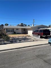 1017 North Mallard Street, Las Vegas, NV 89108