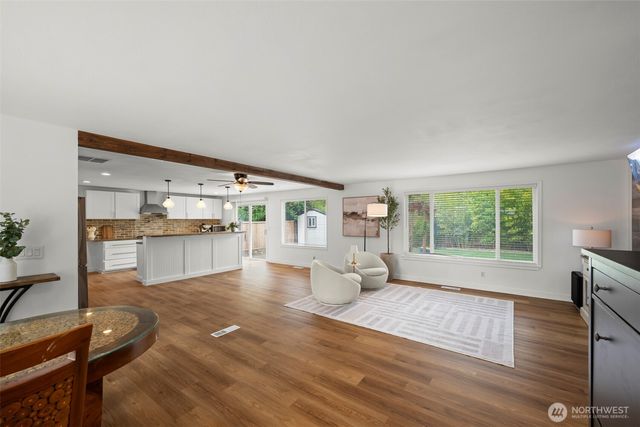 2715 Forest Ridge Drive SE, Auburn, WA 98002